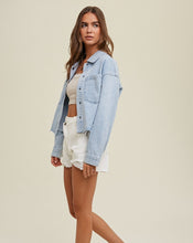 Load image into Gallery viewer, Denim Cropped Jacket
