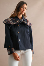 Load image into Gallery viewer, Reversible Plaid Jacket