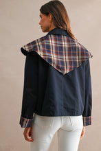 Load image into Gallery viewer, Reversible Plaid Jacket
