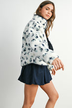 Load image into Gallery viewer, Blue Floral Fleece