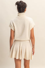 Load image into Gallery viewer, Gemma Set Top (Cream)
