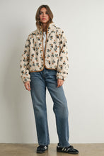 Load image into Gallery viewer, Neutral Floral Fleece
