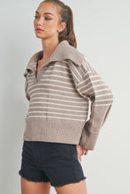 Load image into Gallery viewer, Textured V Neck Sweater
