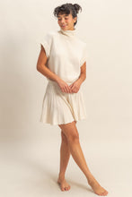 Load image into Gallery viewer, Gemma Set Top (Cream)
