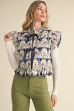 Load image into Gallery viewer, Quilted Flutter Sleeve Floral Vest (Navy)
