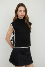 Load image into Gallery viewer, Fairmont Sweater Vest (Black)
