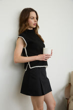 Load image into Gallery viewer, Fairmont Sweater Vest (Black)
