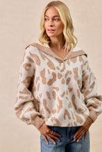 Load image into Gallery viewer, Leopard Collared Sweater
