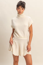Load image into Gallery viewer, Gemma Set Top (Cream)
