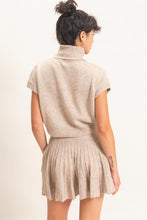 Load image into Gallery viewer, Gemma Set Top (Taupe)
