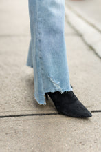 Load image into Gallery viewer, RISEN Ankle Flare Jeans
